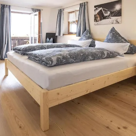Daire Haus Holler *