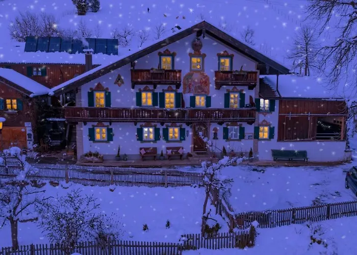 Haus Holler Апартаменты *